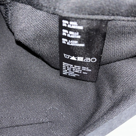 AWAY Luggage Size 4 Womens the Laid Back Trouser Black NWT 25 inch inseam. - Picture 14 of 15